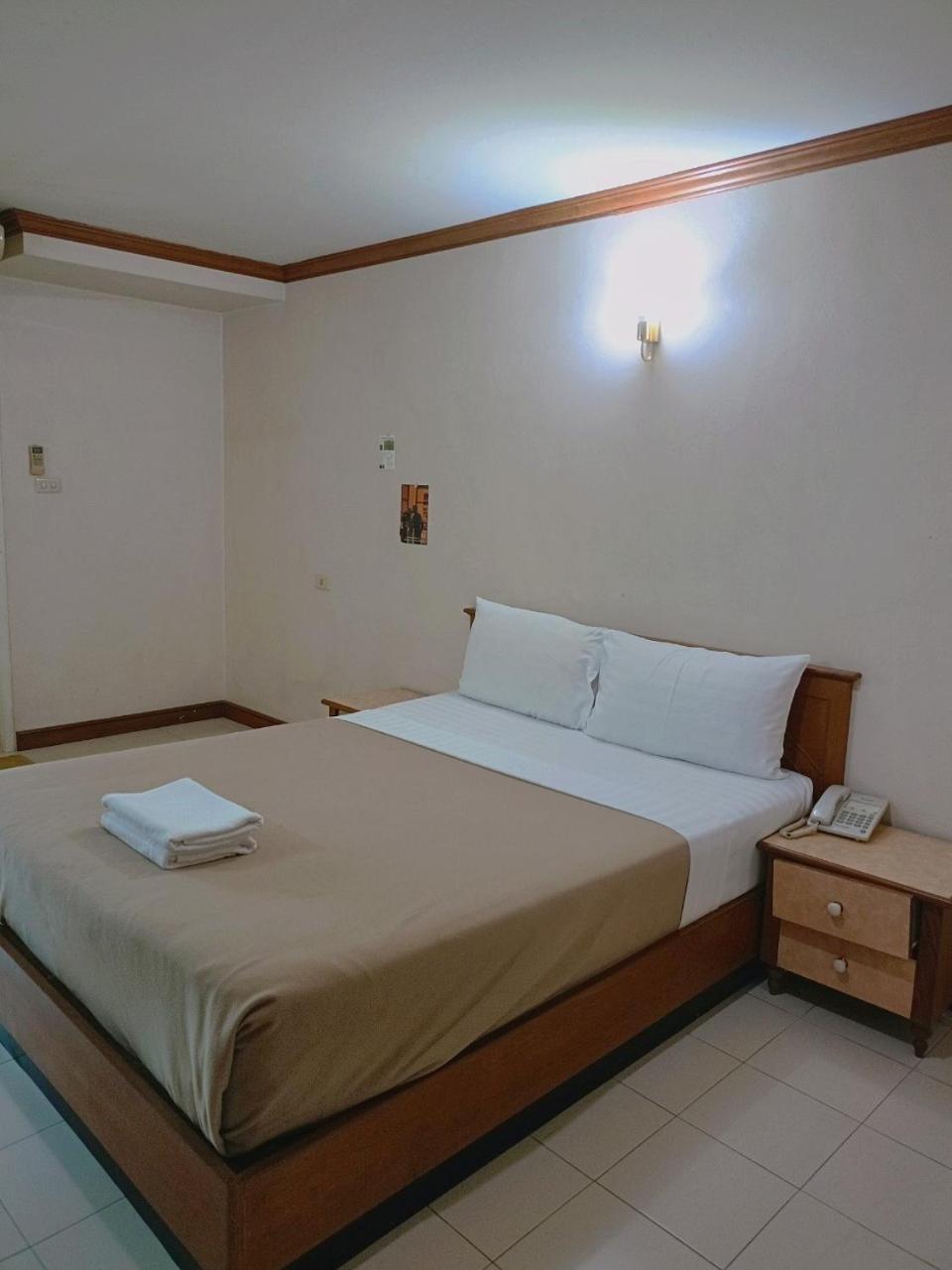Wantana Mansion Check In Before 5Pm Hat Yai Exteriör bild